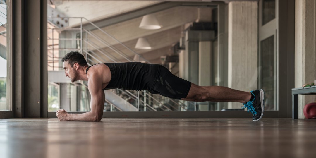 27-104439-what_s_isometric_training_here_s_why_pro_trainers_want_you_to_try_it